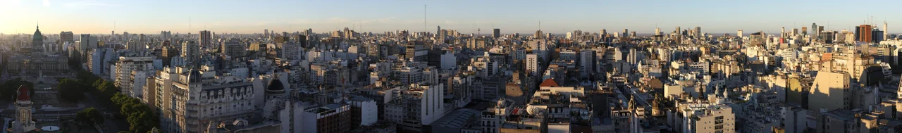 Full size it is 17.000 x 2500 pixels so maybe you need to see it larger. On the left you can see the national congress and the river and skyscrappers far in the back of the panorama. Made from several shots stitched to make a 42 megapixels final image.