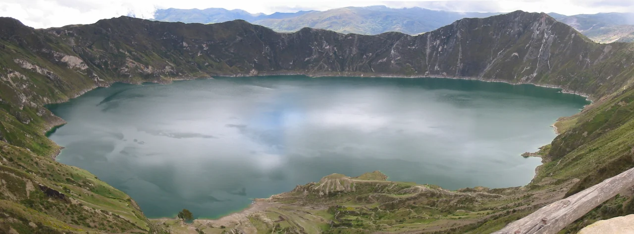Panorama of en:Quilotoa, a lake-filled caldera in Ecuador.