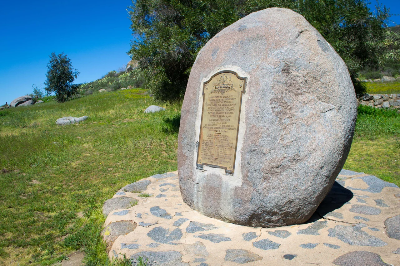 A battlefield plaque commemorates the Battle of San Pasqual, California, USA