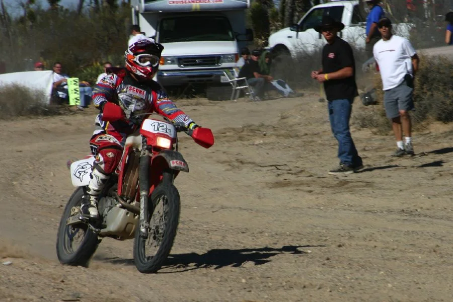 Corredor en la milla 328 de la Baja 1000