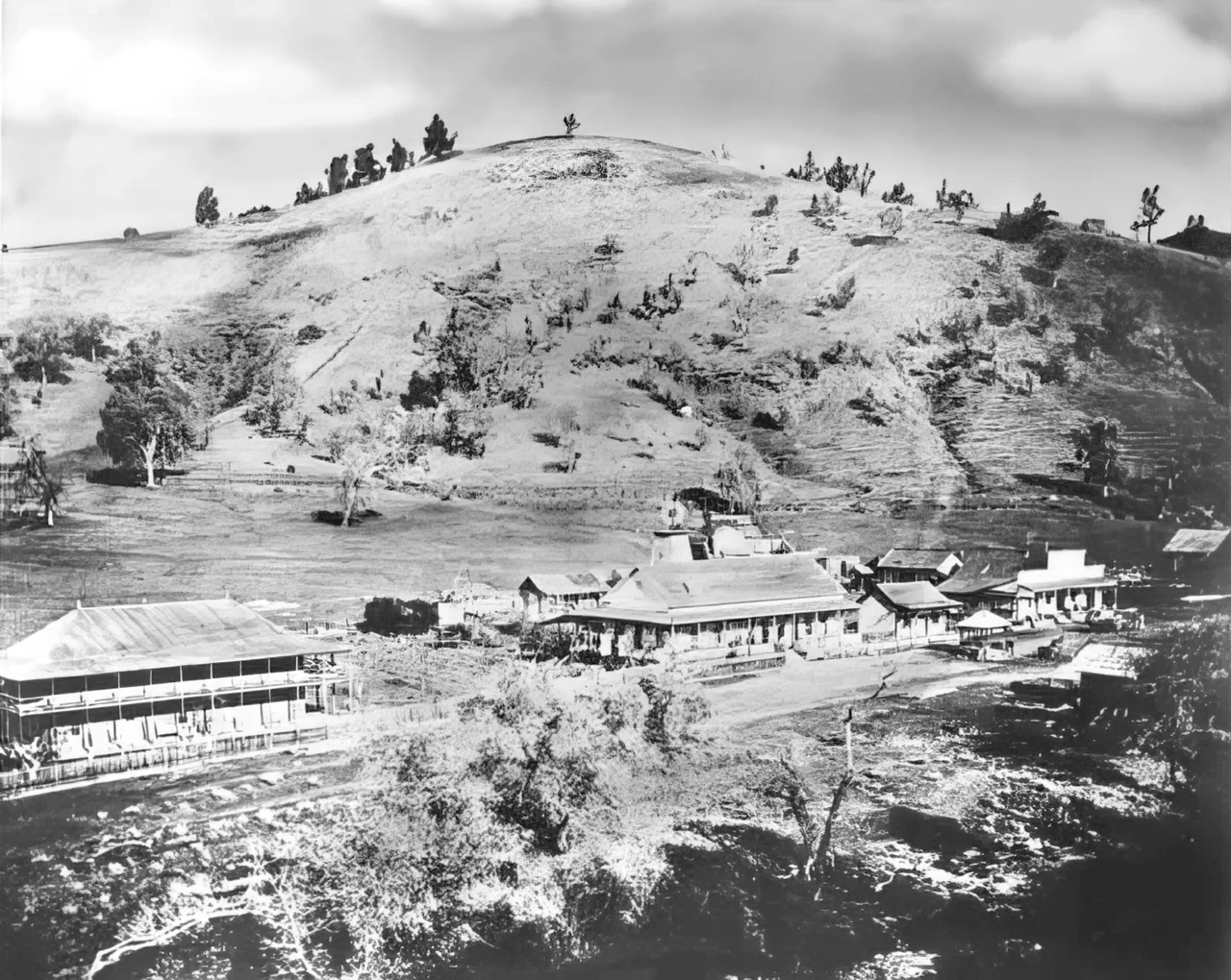 Coarsegold in the 1880s: The town grew more popular after the wagon road to Yosemite Valley was completed in 1876, attracting tourists worldwide.