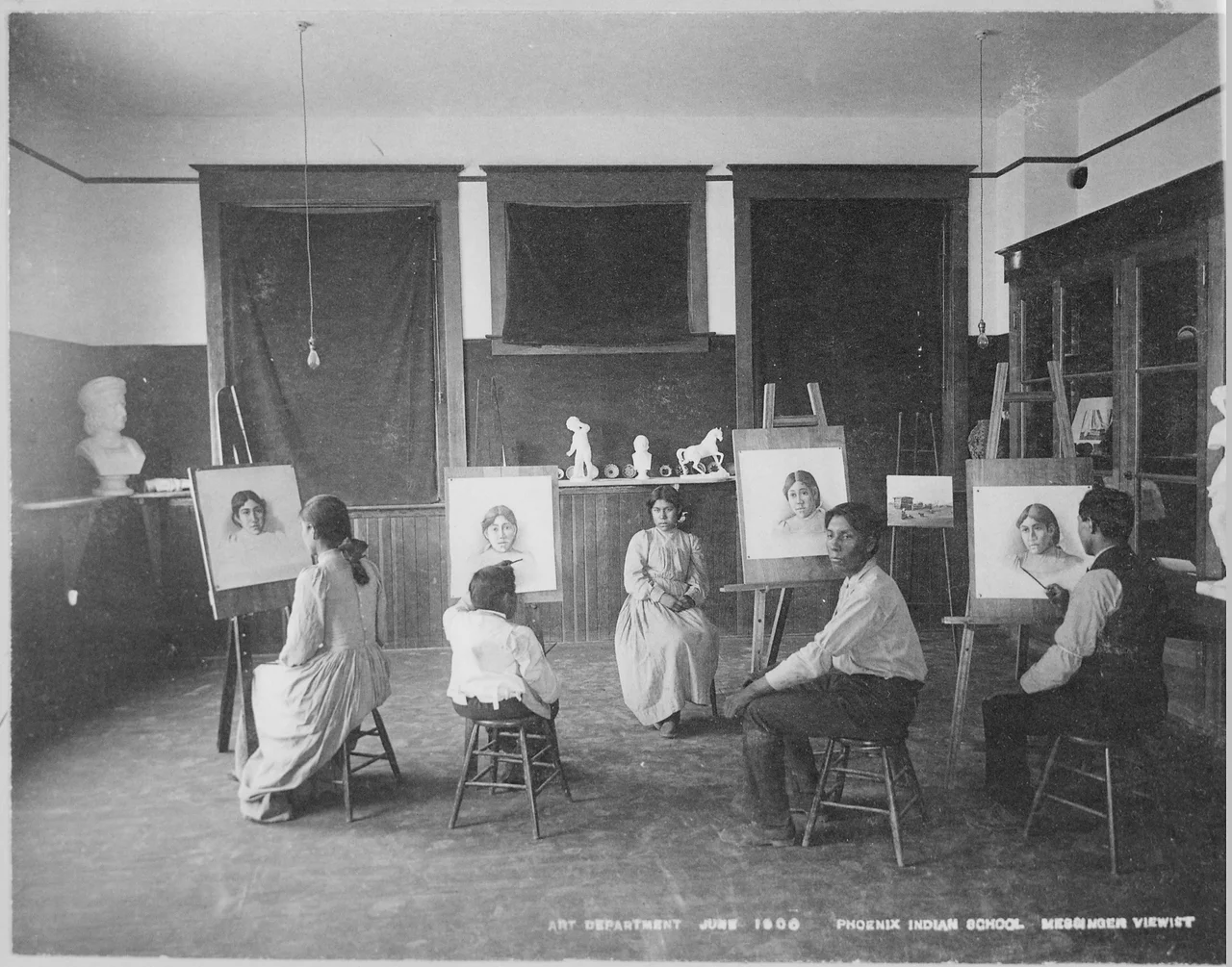 Art Class, Phoenix Indian School, Arizona, 06-1900 - NARA - 518923.tif