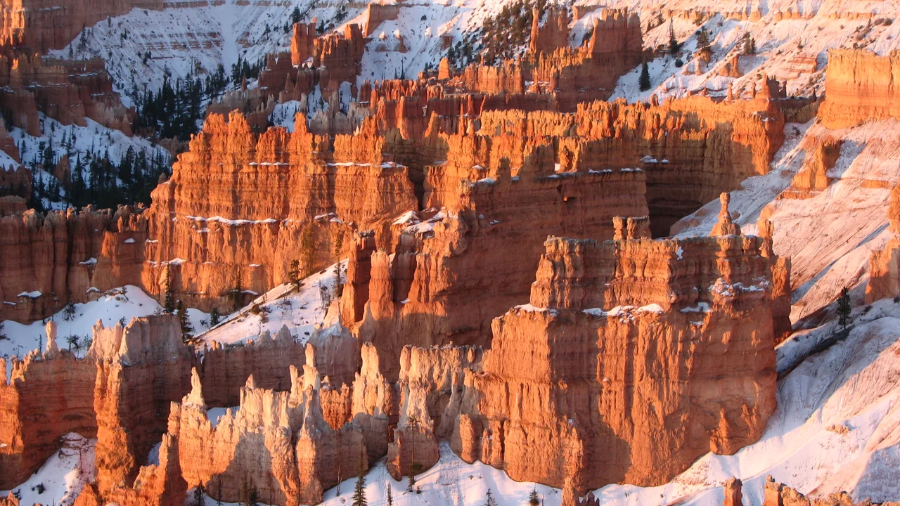High resolution panoramic view of Bryce Canyon Amphitheater photographed from the Sunrise Point