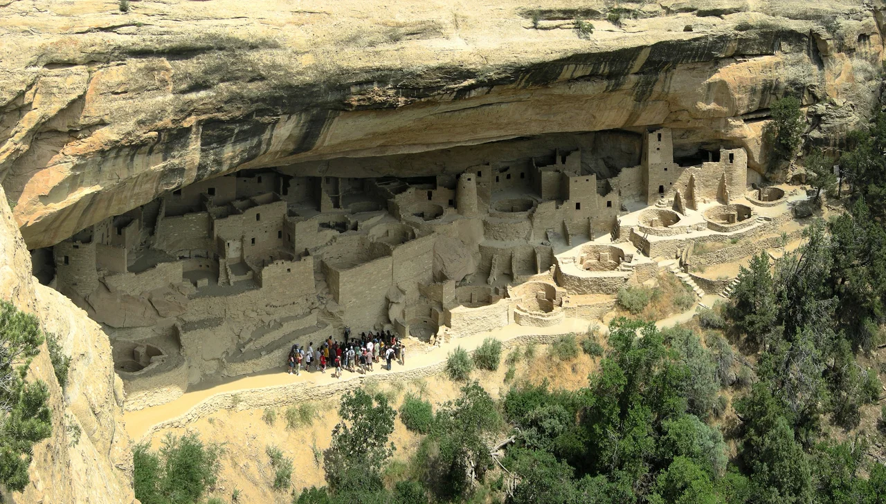 Cliff Palace in Mesa Verde National Park, Colorado, USA: it is the largest of about 4000 preserved Cliff Dwellings (circa 800 years old) built by ancient Pueblo people (Anasazi)