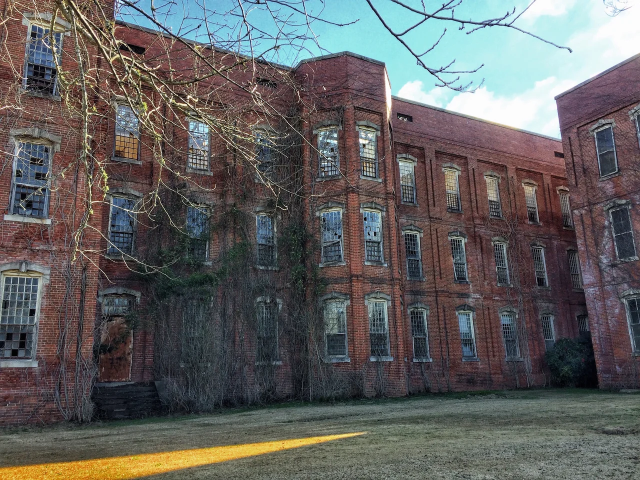This was one of the dormitories of the former Milledgeville State Hospital, founded in 1842. Initially named the Georgia State Lunatic, Idiot, and Epileptic Asylum, at one point during the 1960’s, it was the largest mental hospital in the world, with a patient population of over 12,000.