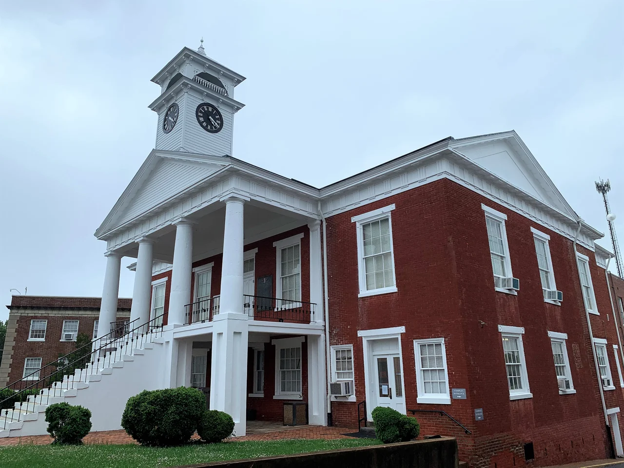 Three quarter view of the Pittsylvania County courthouse in Chatham, Virginia, 2022