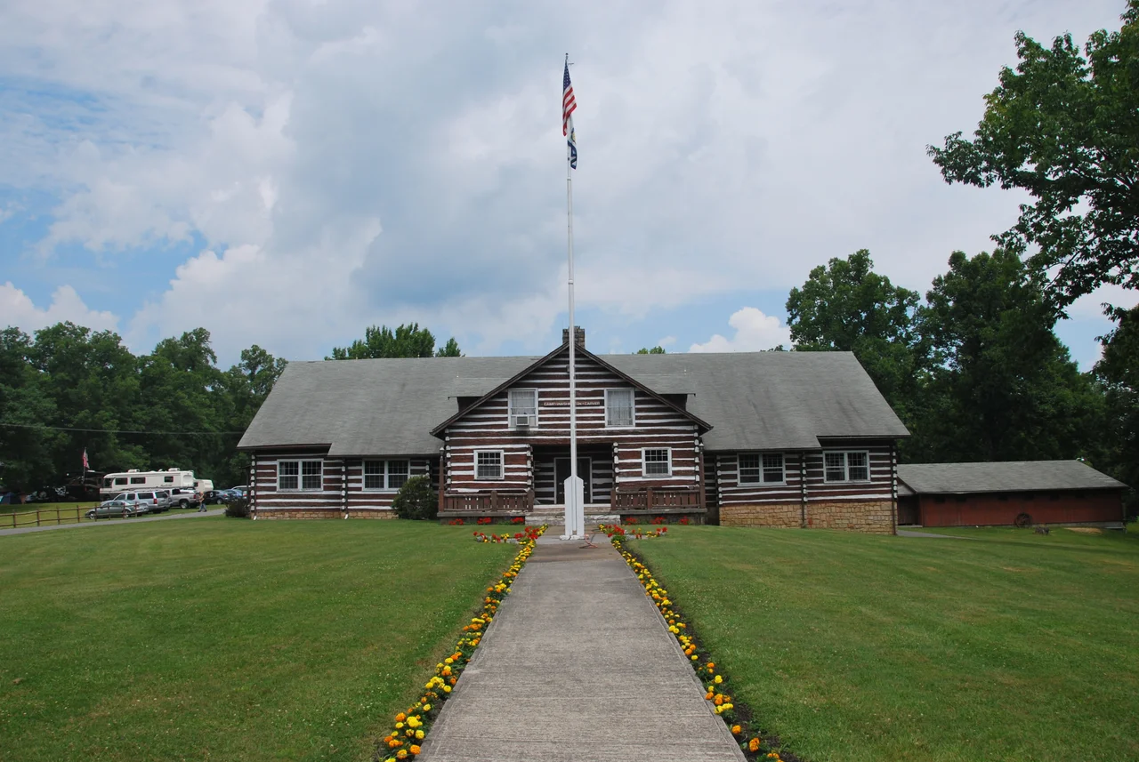 Great Chestnut Lodge at w:Camp Washington-Carver Complex in w:Clifftop, West Virginia.
