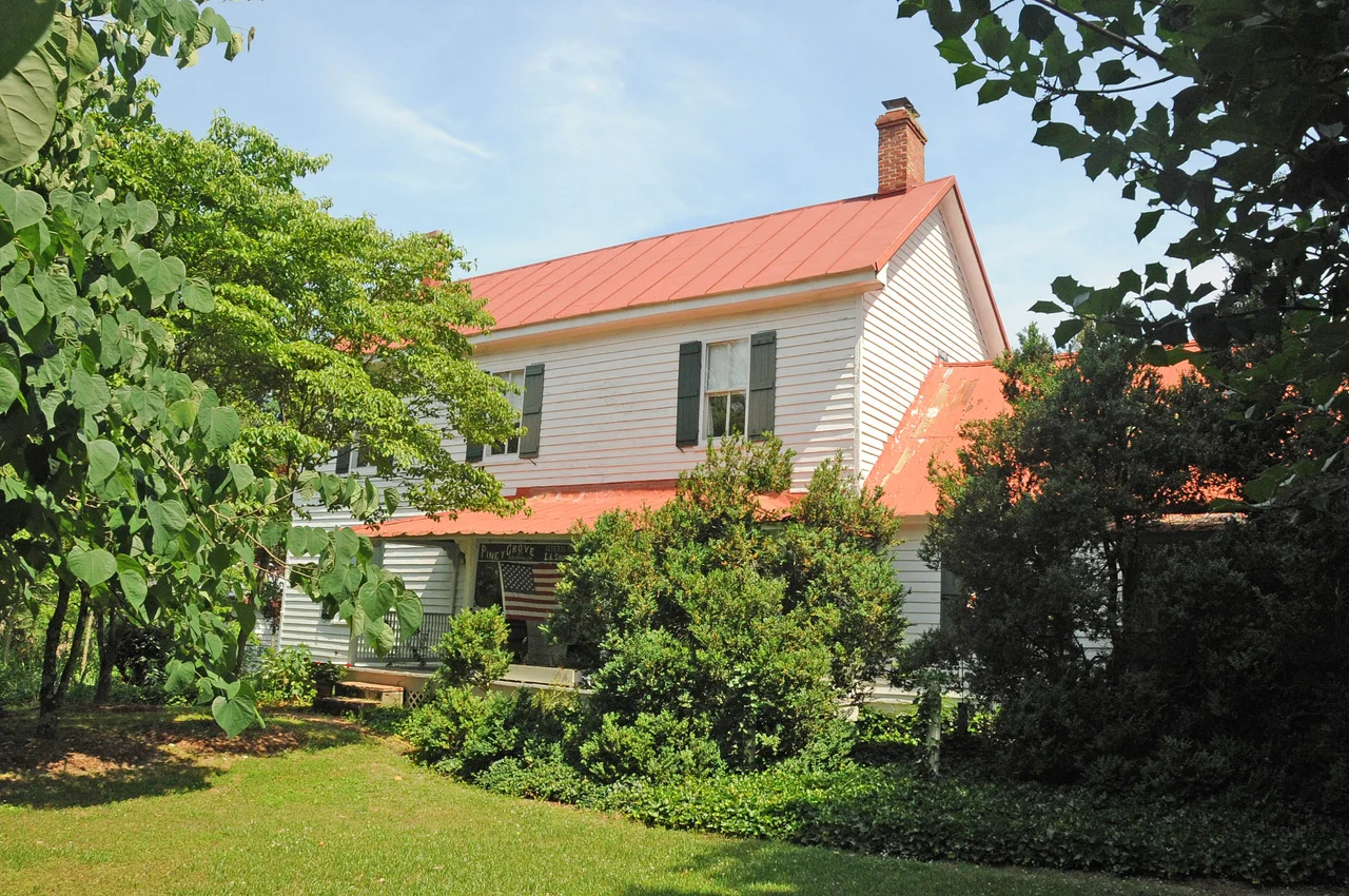 BUILT 1800 FOR THE ORIGINAL SECTION AND EXPANDED IN 1820. IT WAS A VERNACULAR LOG STRUCTURE WHICH HAS BEEN INCORPORATED INTO A MUCH LARGER FRAME STRUCTURE