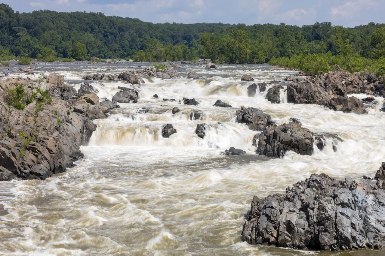 Great Falls Park, after flooding rains.

Joshua Davis Photograhpy [1] Copyright 2006 Joshua Davis, some rights reserved.