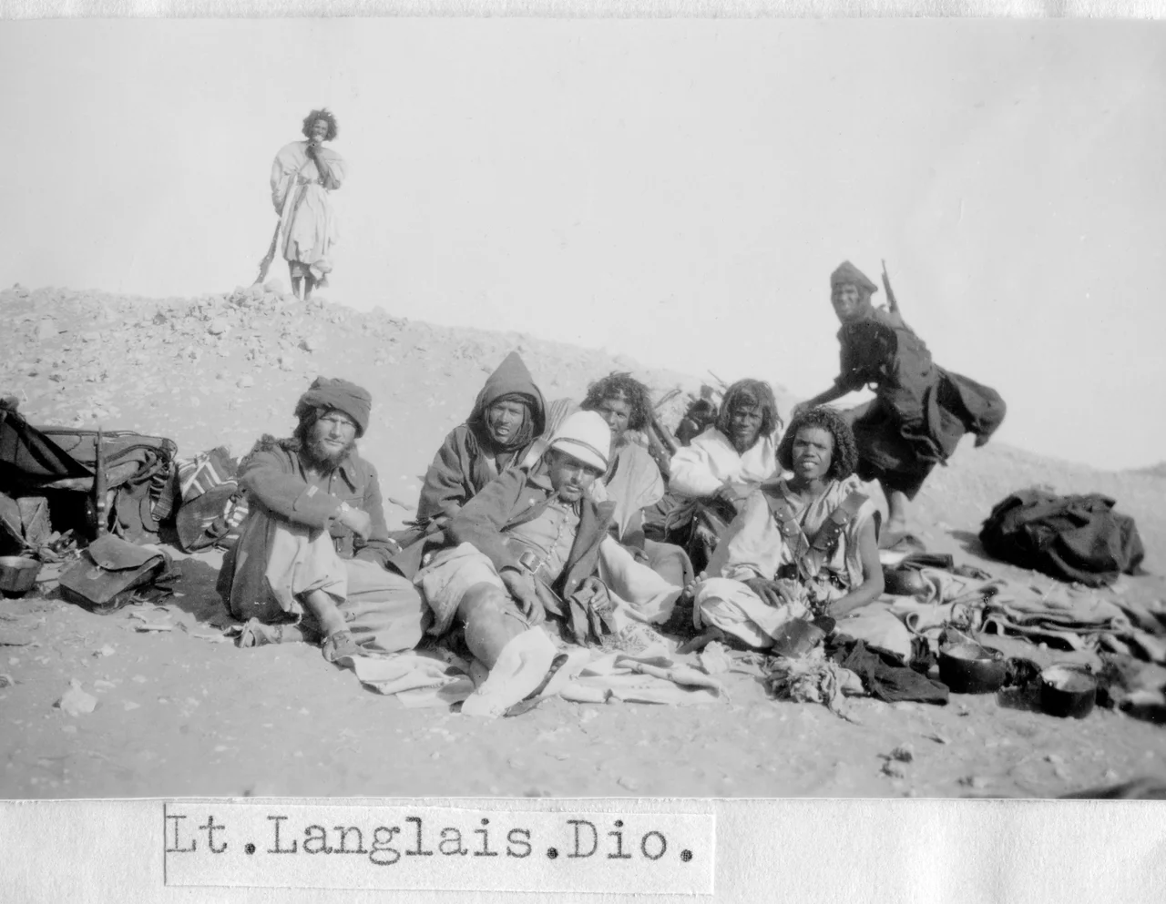 Les plaques de sel de Taoudéni, venant d'être déchargées au port fluvial de Mopti (Mali).