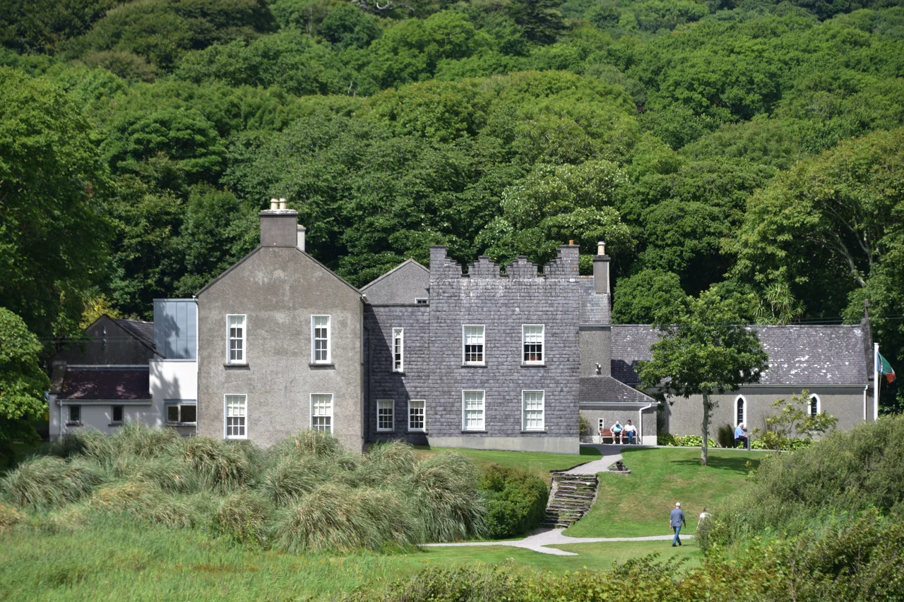 This country house was once owned by Irish independence advocate, Daniel O'Connell.
