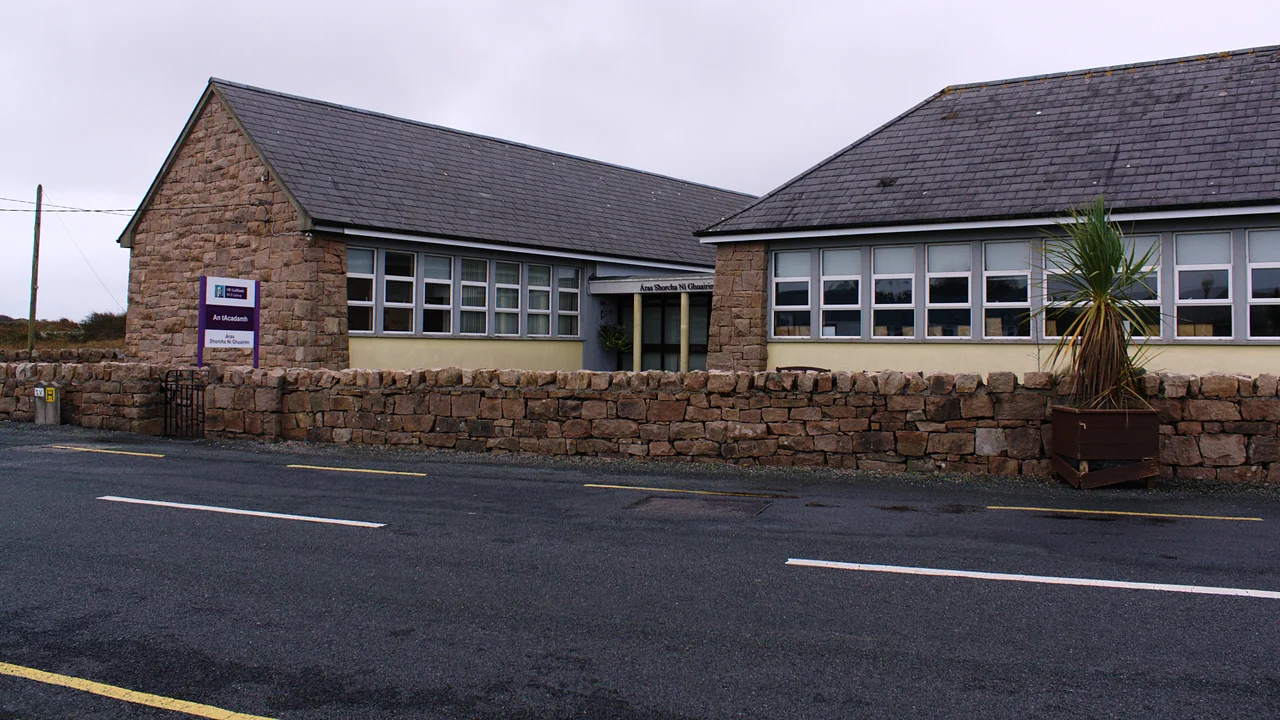 Áras Shorcha Ní Ghuairim, inead Gaelthachta de chuid Ollscoil na hÉireann Gaillimh.