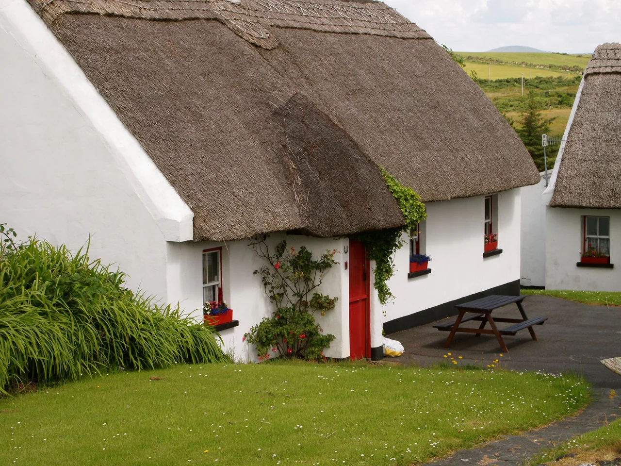 Thatched cottage at Tully Cross, Renvyle, Connemara, Ireland