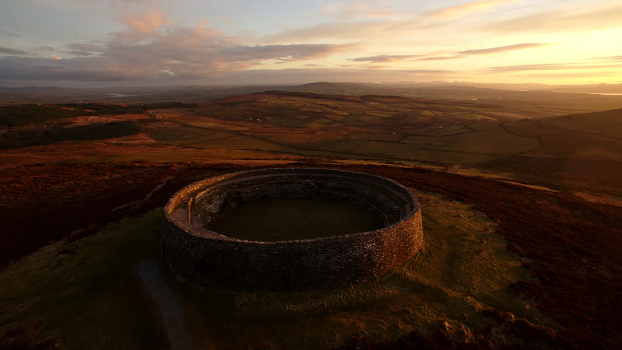 An Grianan fort at sunset
