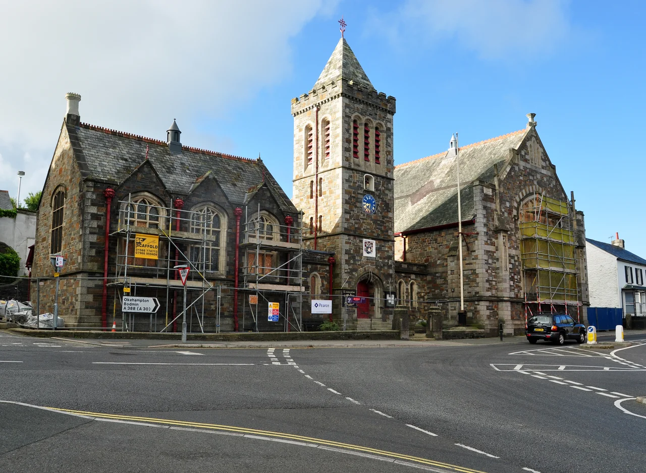 The Guildhall (left) and Town hall (right) in Launceston, Cornwall.