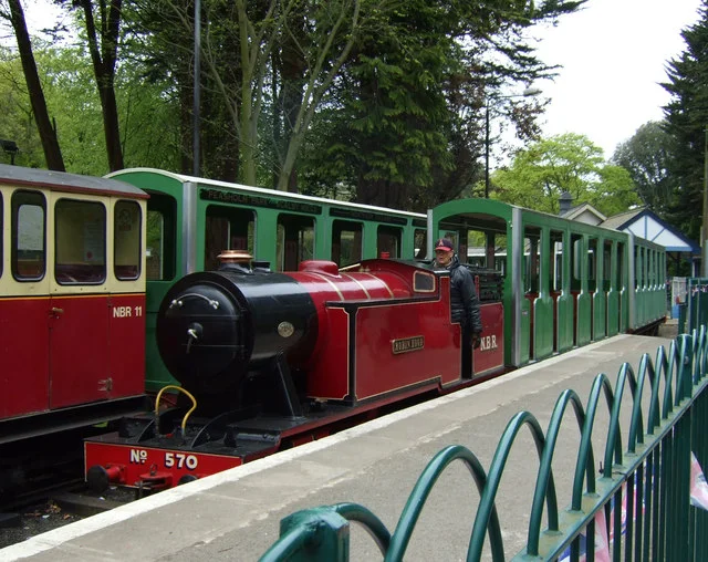 North Bay Railway, Scarborough