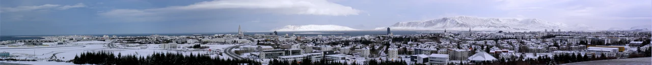 City View of Reykjavík with the mountains Akrafjall (left) and Esja (right) in the background