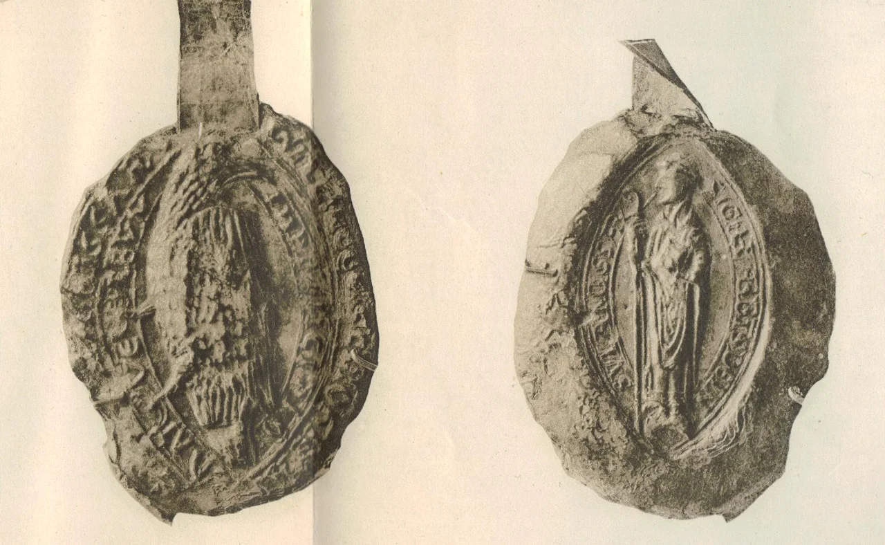 Taken from Lindsay, William Alexander, Dowden, John &amp; Thomson, John Maitland (eds.), Charters of Inchaffray Abbey, 1190-1609, Publications of the Scottish History Society, Volume LVI, (Edinburgh, 1908), illus 16; from an original of a charter of indenture between en:Inchaffray Abbey and Brackley Hospital, 1238.