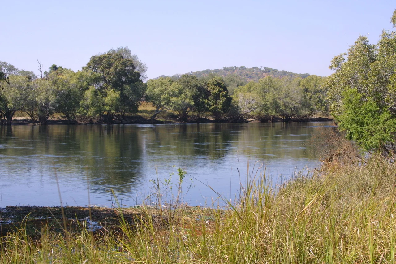 Kafue river, near Lubungu pontoon, 2001, taken & submitted by Paul Maritz (paulmaz)
