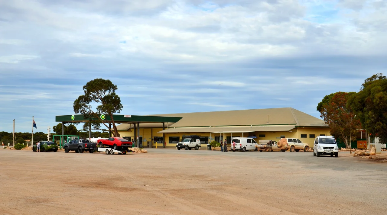 View of the roadhouse at Caiguna, Western Australia.