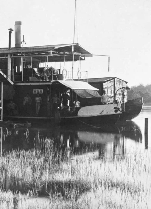 KPM paddle steamer "Negara" on the Barito river