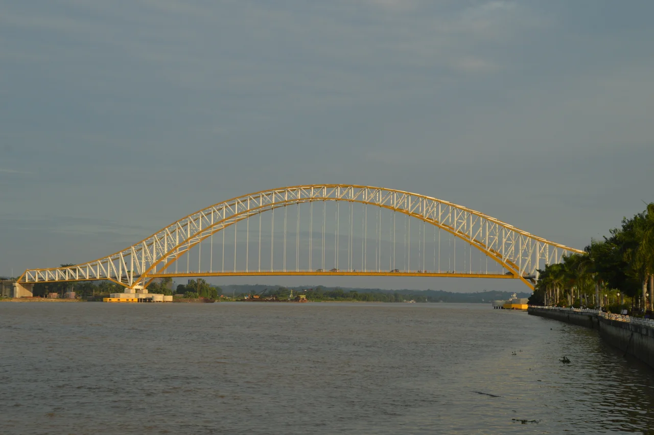 Jembatan Kutai Kartanegara di Kalimantan Timur dengan struktur dan desain baru.