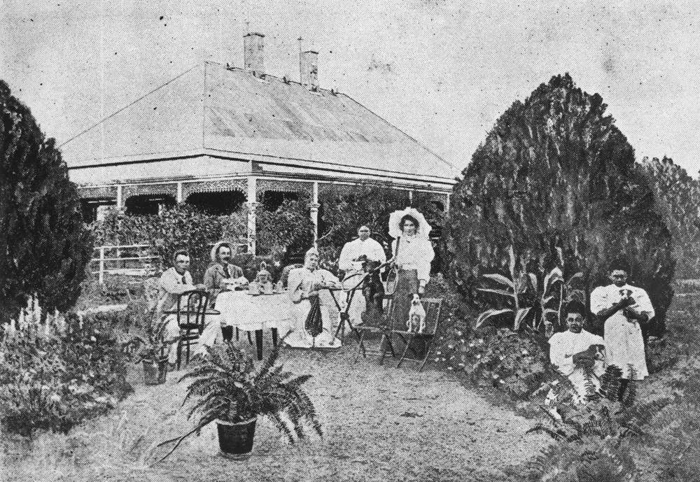Tea party at Mount Cornish Station, 1898
Table set for tea in the garden of Mount Cornish .