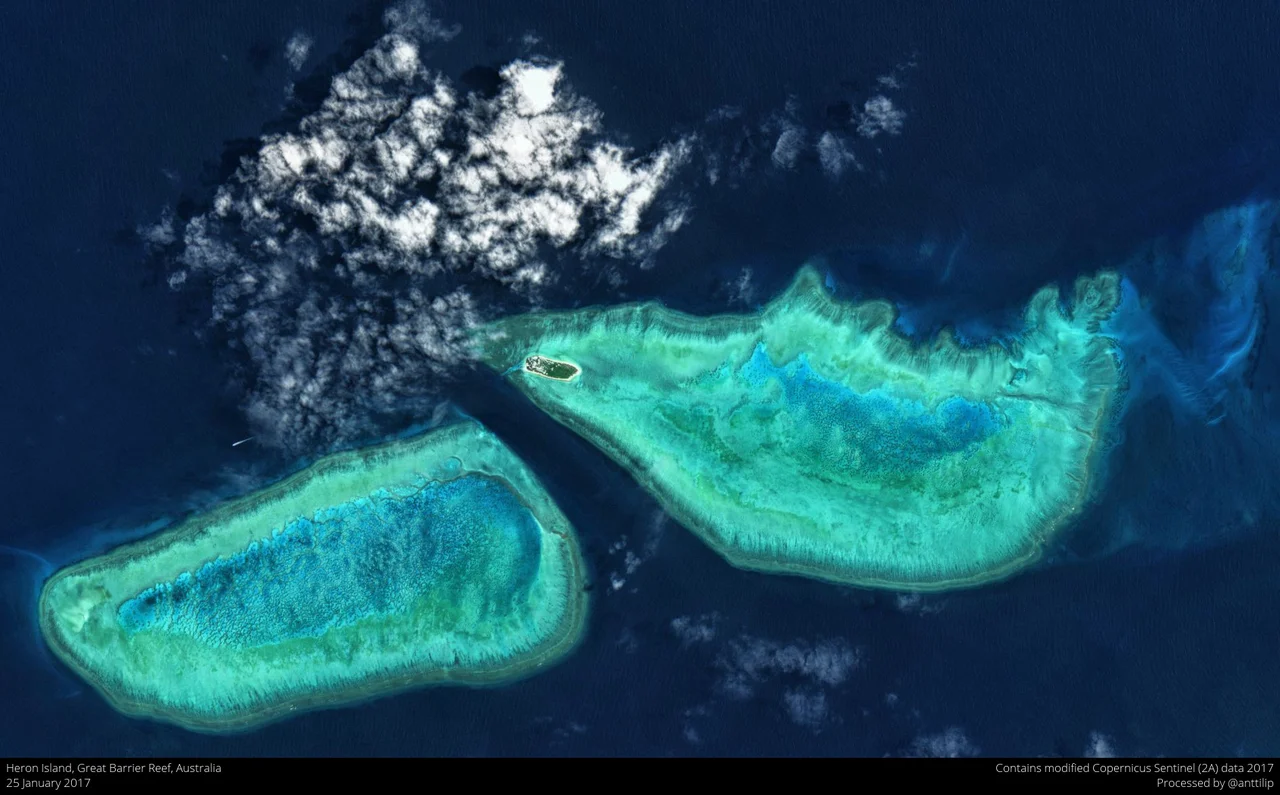 Heron Island, Great Barrier Reef, Australia 25 January 2017 as seen by Sentinel-2A satellite.
