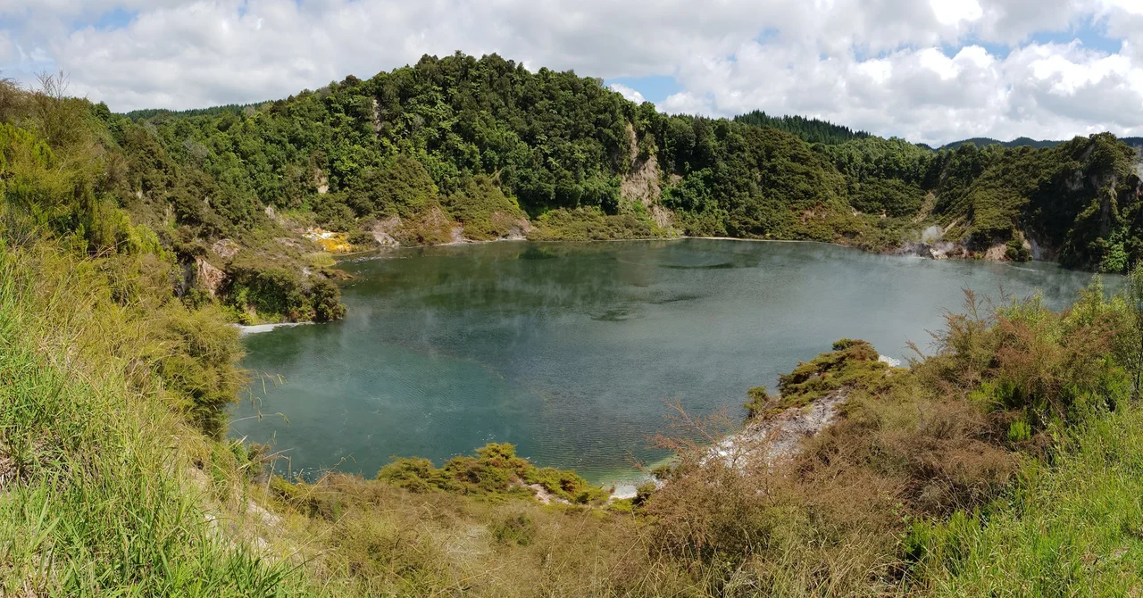 View over Frying Pan Lake in Waimangu Volcanic Valley