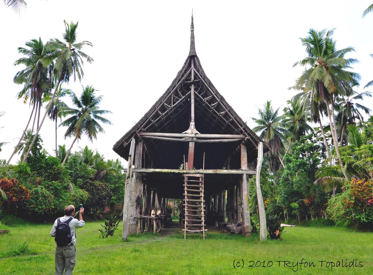 "Haus Tambaran", a sacred house where spirits live, inhabiting sacred carvings and tambu objects.