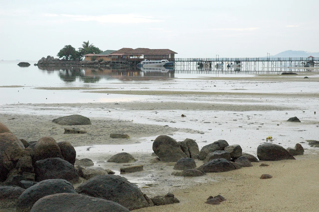 Low tide at Agro Beach Resort, Trikora.
