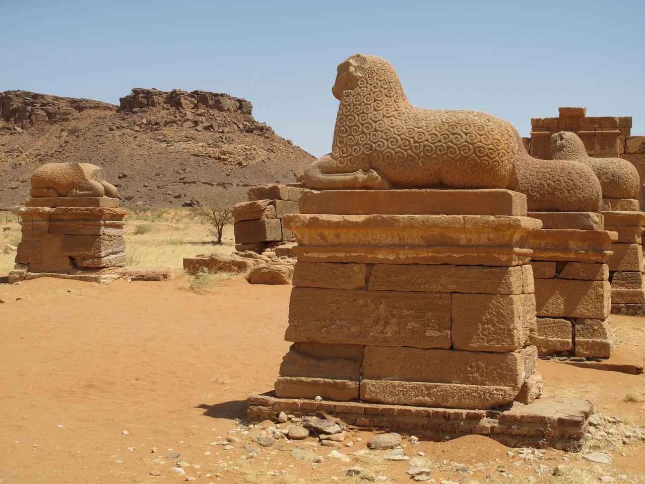 Pyramids of Meroe - Northern Cemetery - Archaeological Sites of the Island of Meroe (Sudan)