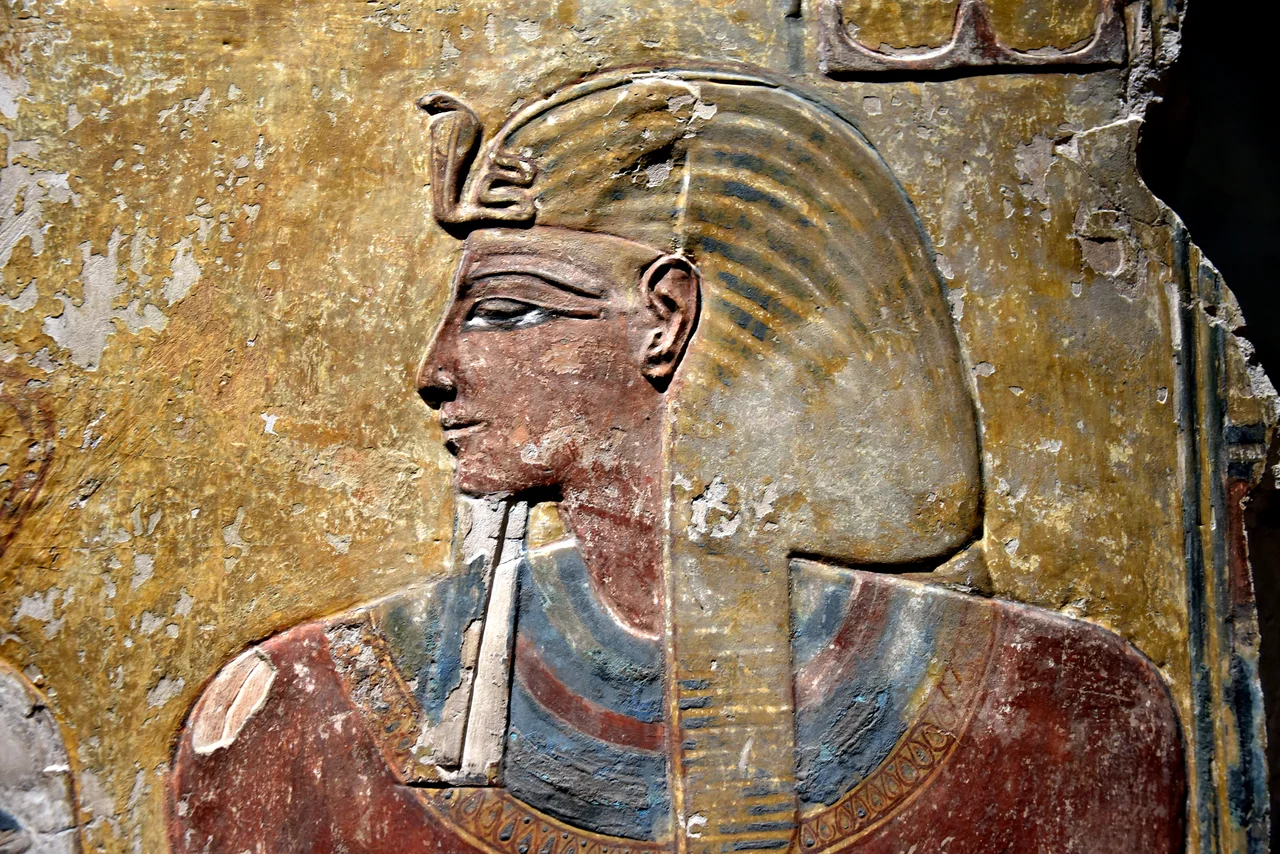 Pharaoh Seti I, detail of a wall painting of a pillar at the Tomb of Seti I (KV17; Hall J, Pillar B, side a), Valley of the Kings, Western Thebes, Egypt. New Kingdom, 19th Dynasty, 1290-1279 BCE. Neues Museum, Berlin, Germany. Plaster, painted. ÄM 2058.