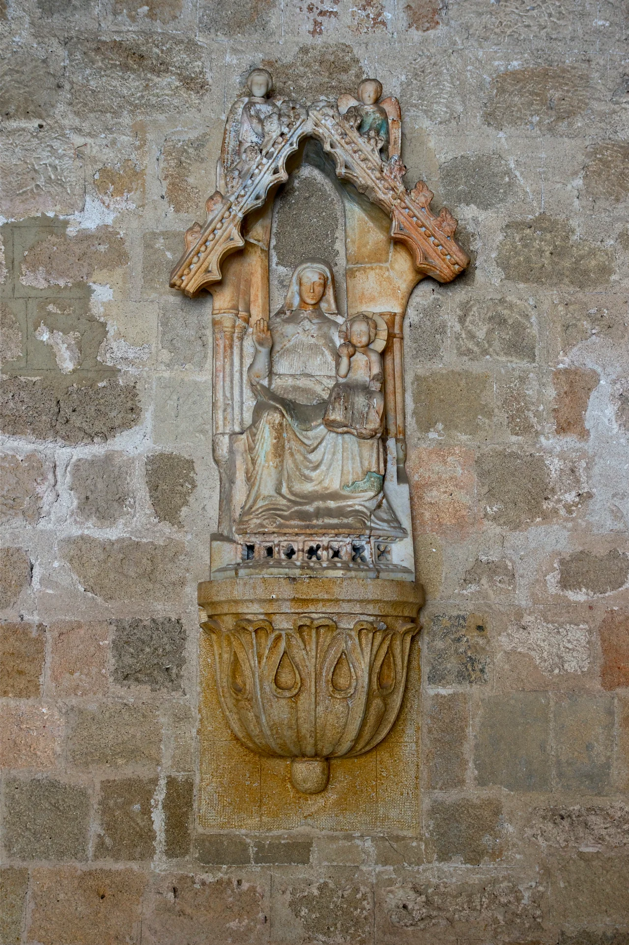 statue of the Madonna with Child, near the grand stairs of the Palace of the Grand-Master of the Knights of Rhodes, in Rhodes, island of Rhodes, Greece.