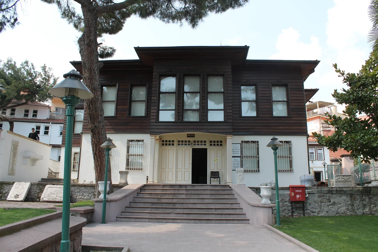 Museum building