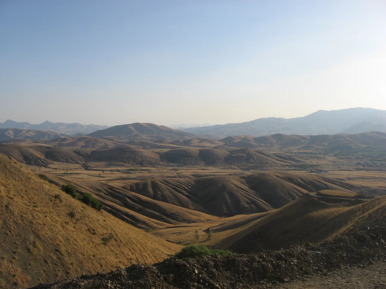 Mounations around the kurdish city Sena (Sanandaj in persian).