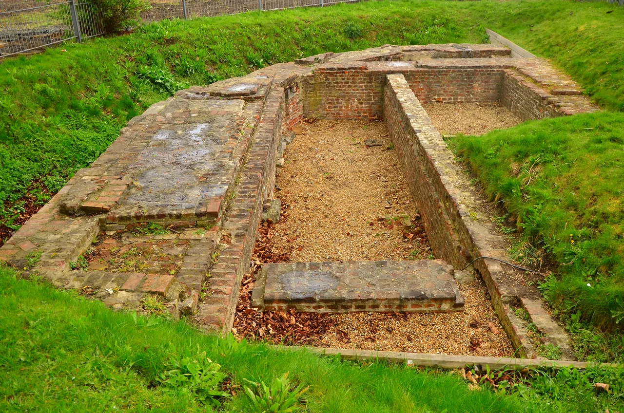 Exposed foundations of the Gravesend Blockhouse, one of the minor en:Device Forts of Henry VIII. 1540s.