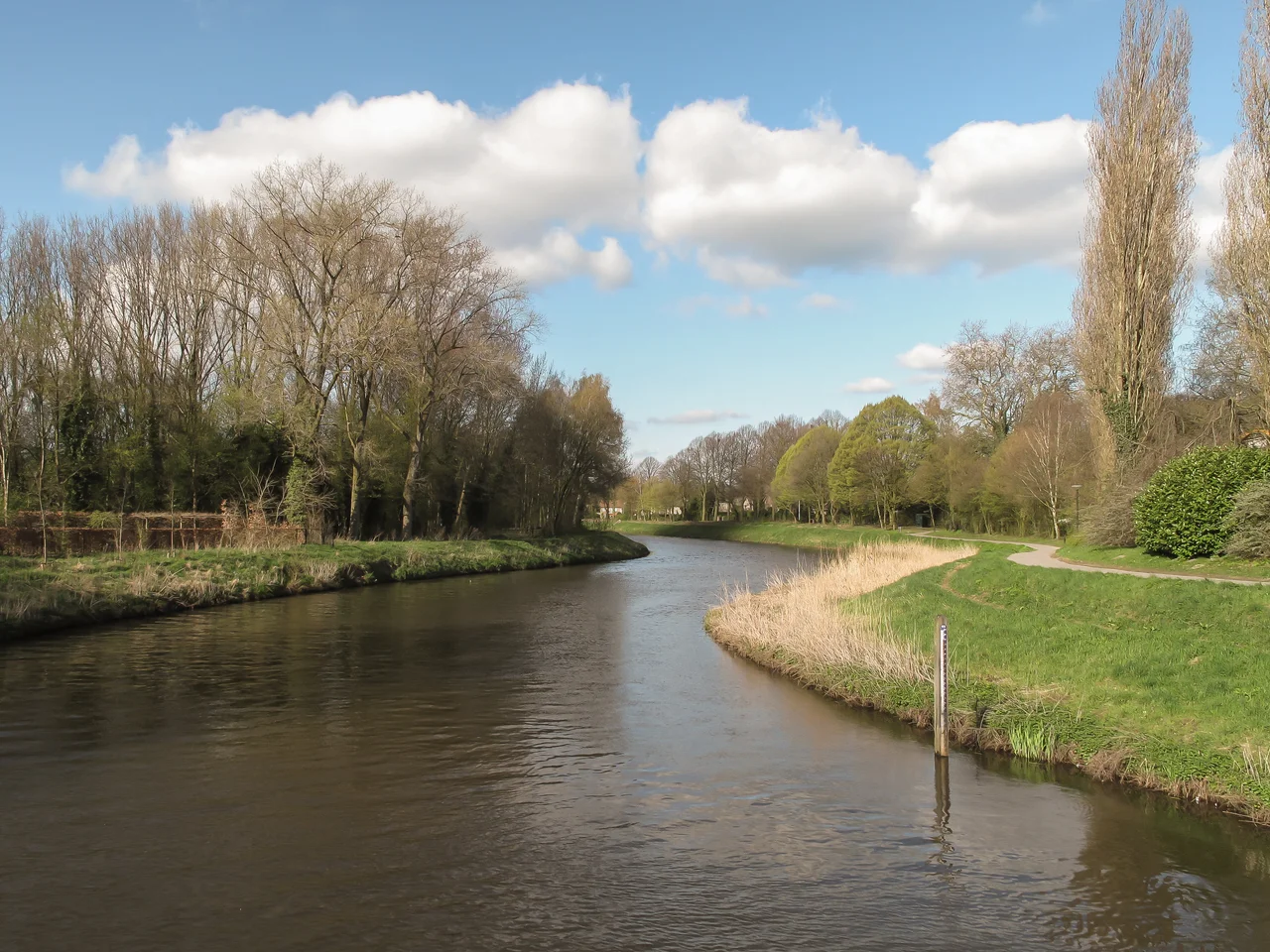 Sint Michielsgestel, river: de Dommel