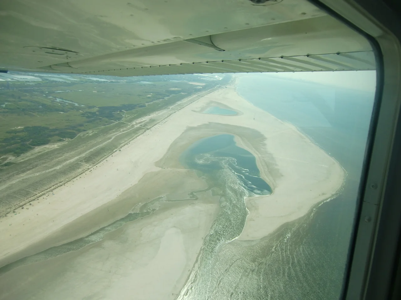Zandmotor vanuit de lucht