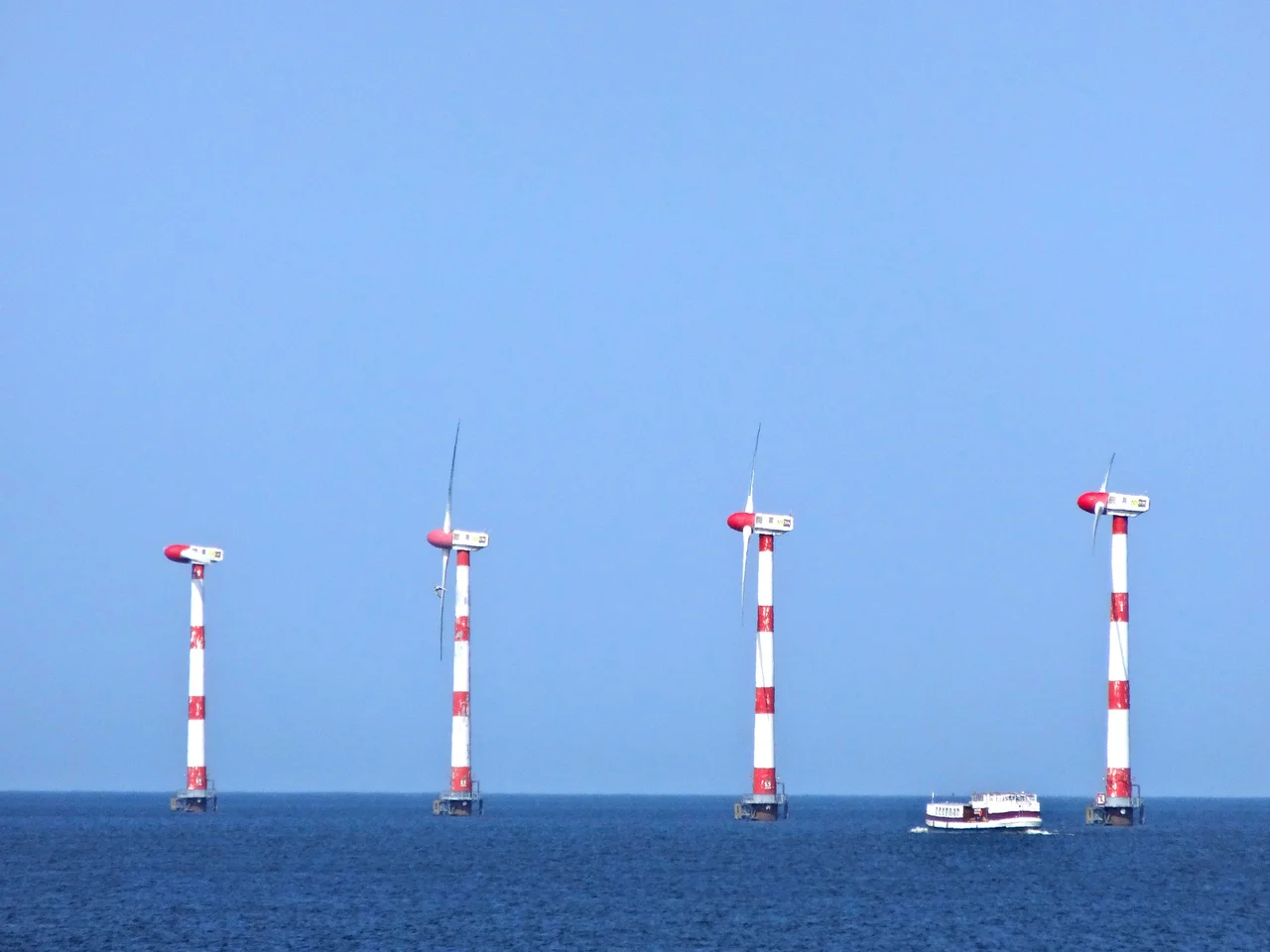Princess Amalia Wind Farm (Q7 Wind park) an offshore wind farm in the Netherlands.