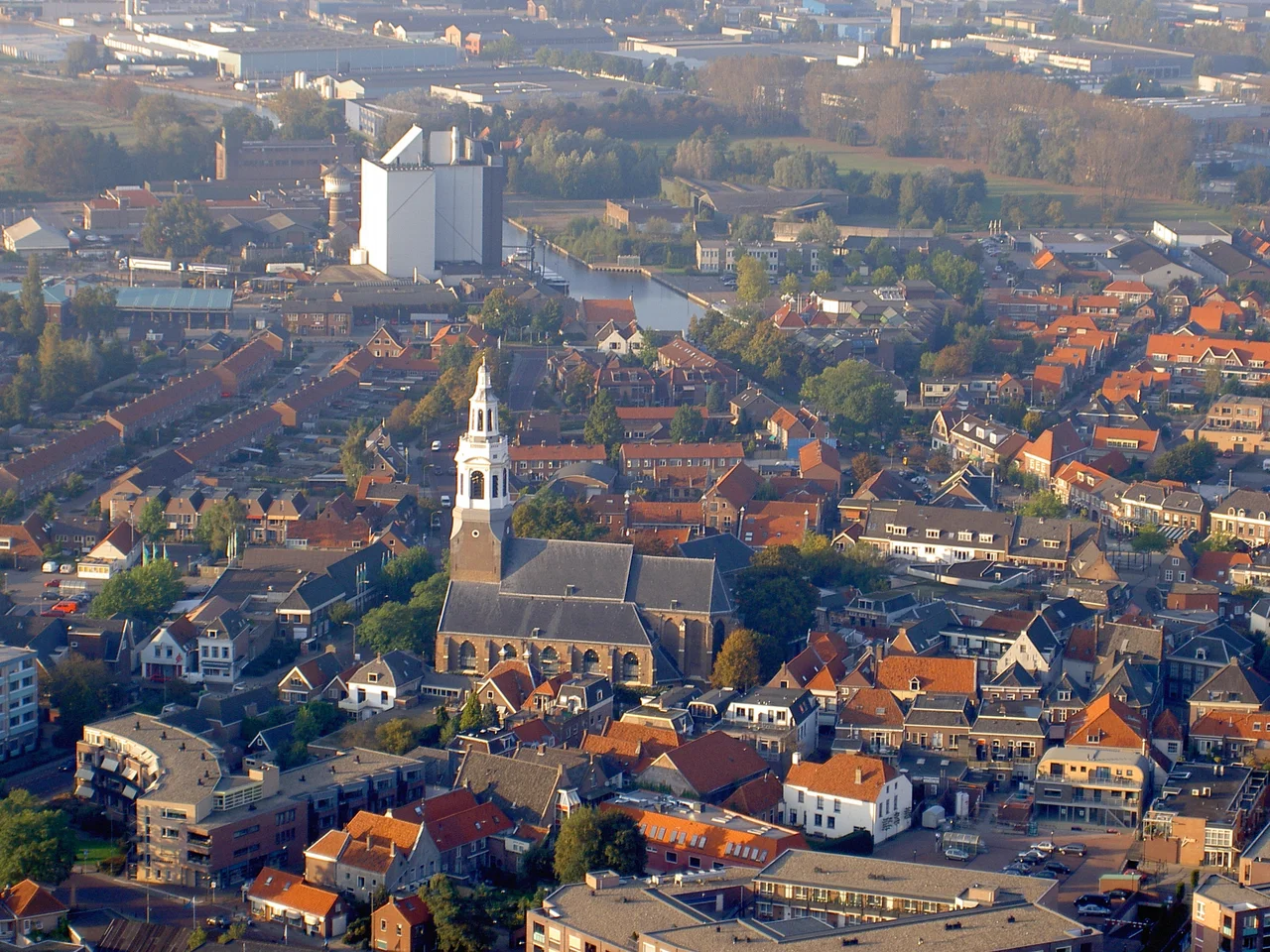 Aerial Photograph of Nijkerk, the Netherlands.

Old city centre with Grote Kerk.