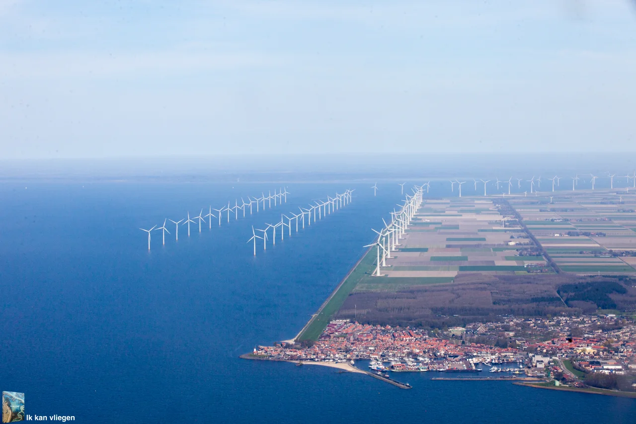 Wind farms in the Noordoostpolder, including Westermeerwind nearshore wind farm