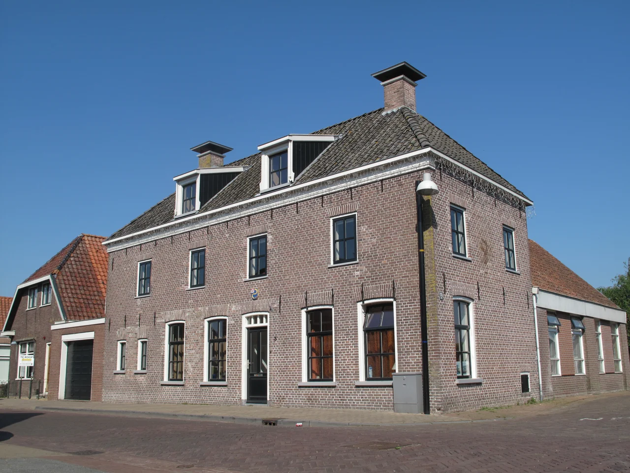 Heeg, monumental house