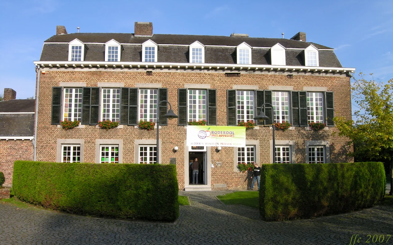 Sint-Martens-Voeren (Belgium): Veltmanshuis