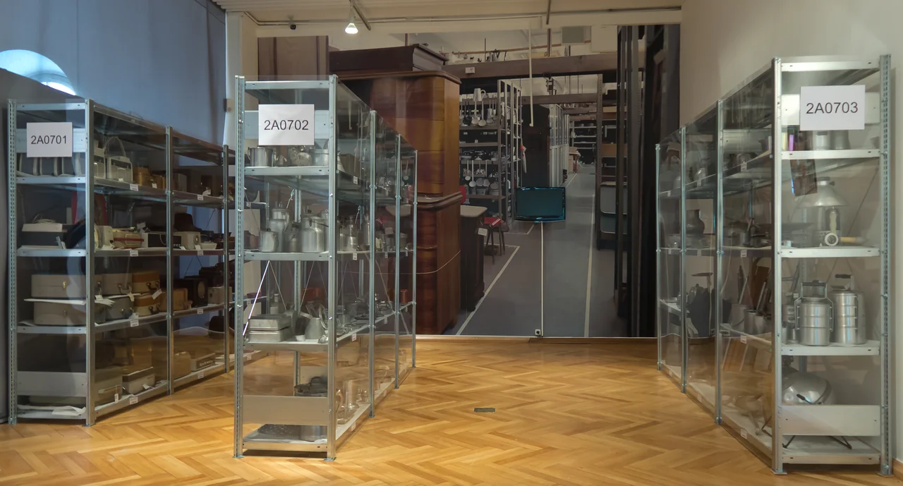 Kölnisches Stadtmuseum. Sonderausstellung: „Zur Sache Schätzchen! - Raritäten aus dem Depot“