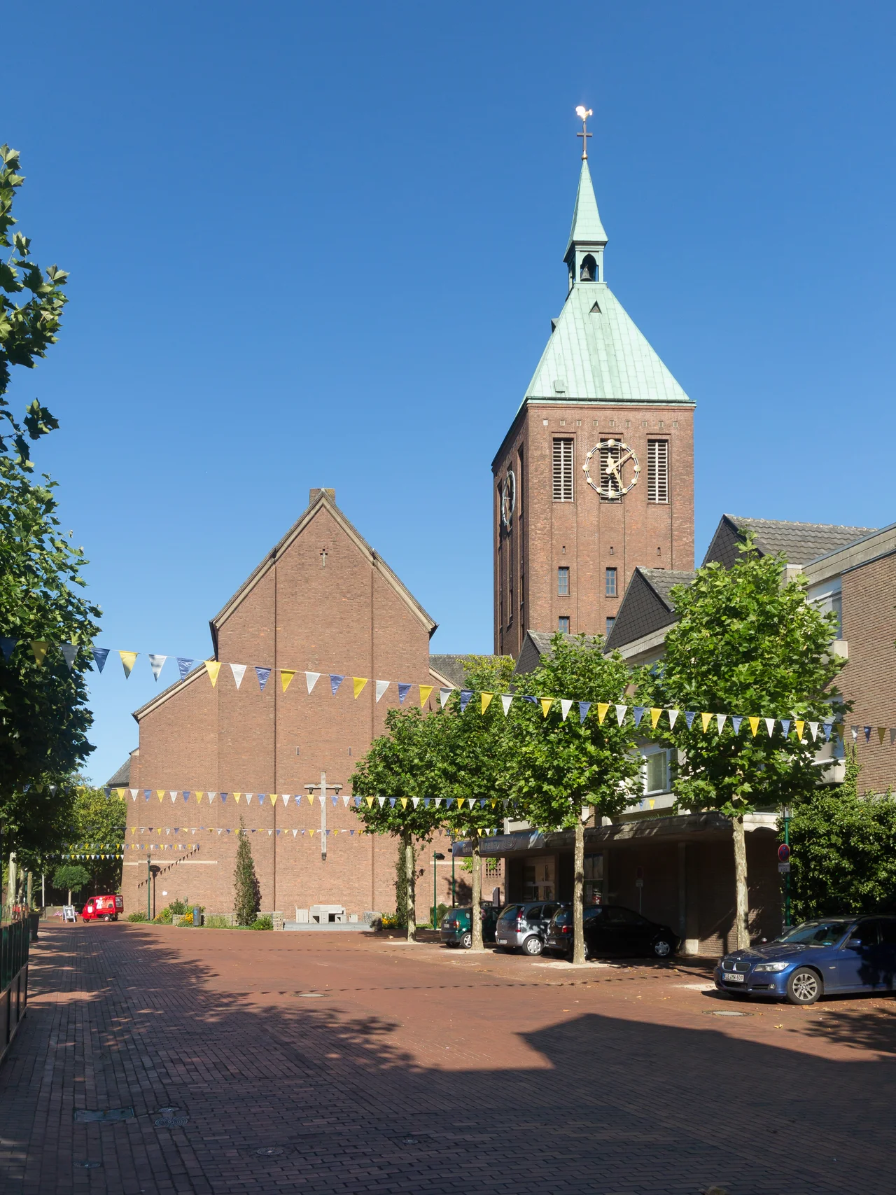 Weeze, catholic church - Pfarrkirche Sankt Cyriakus
