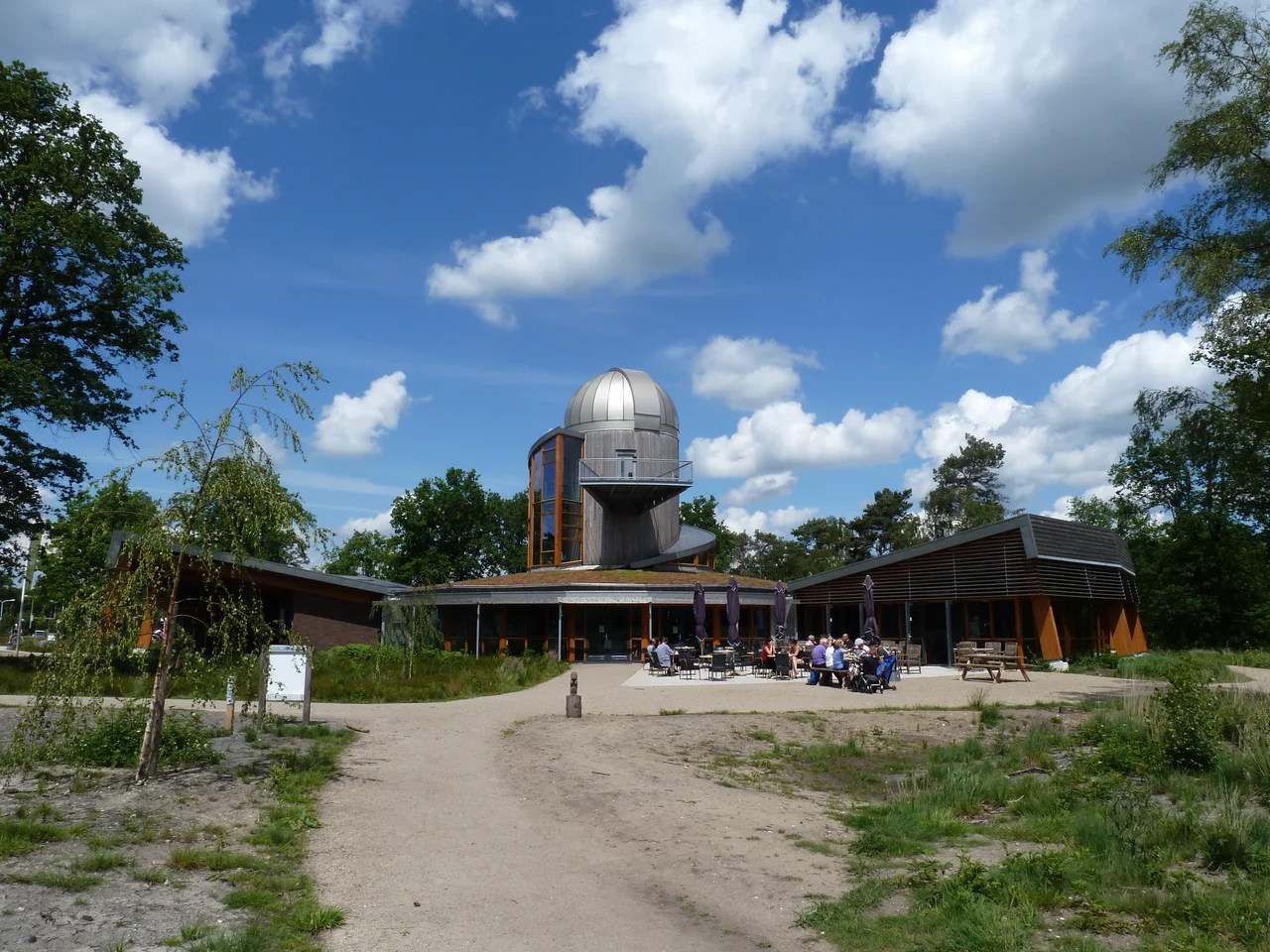This is a photo or sound file made in Sallandse Heuvelrug National Park in the Netherlands, with the main subject of the file in the category: humans in nature