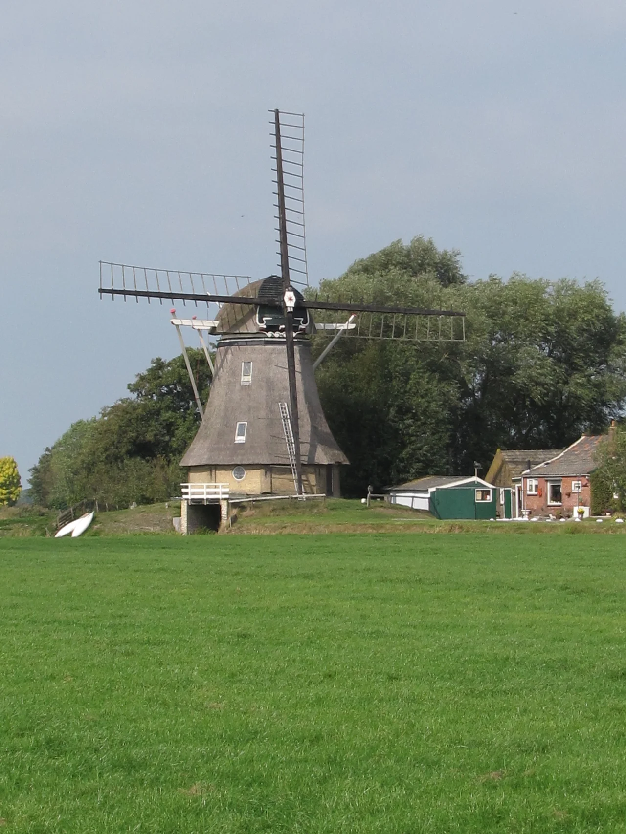 Big windmill near Broeksterwâld
