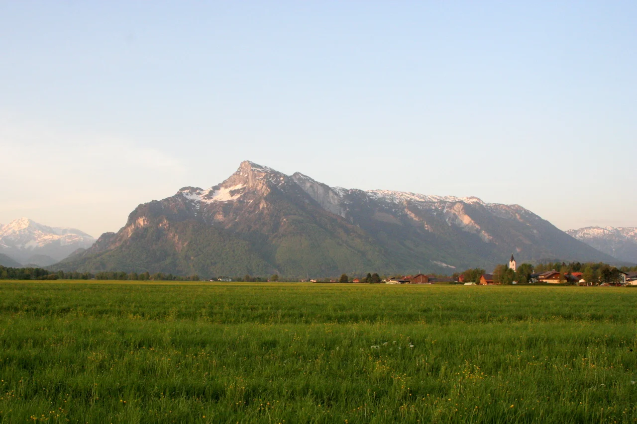 View over the old town in SE Salzburg, taken from the Moenchsberg