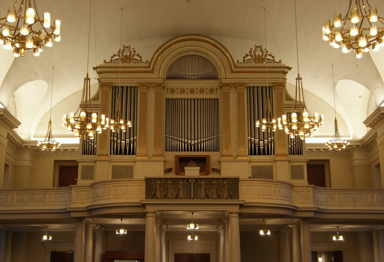 The organ in Gothenburg Cathedral, Sweden. 





This is a photo of a protected building in Sweden, number 21300000002614  in the RAÄ buildings database.